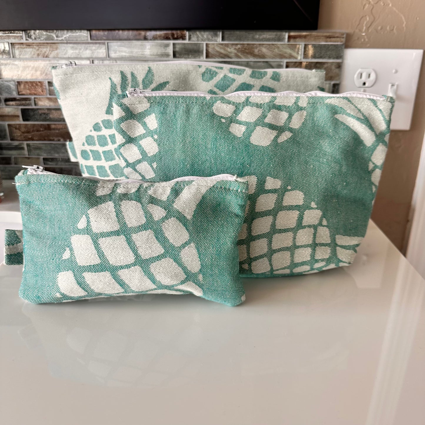 Pineapple Zipper Bags