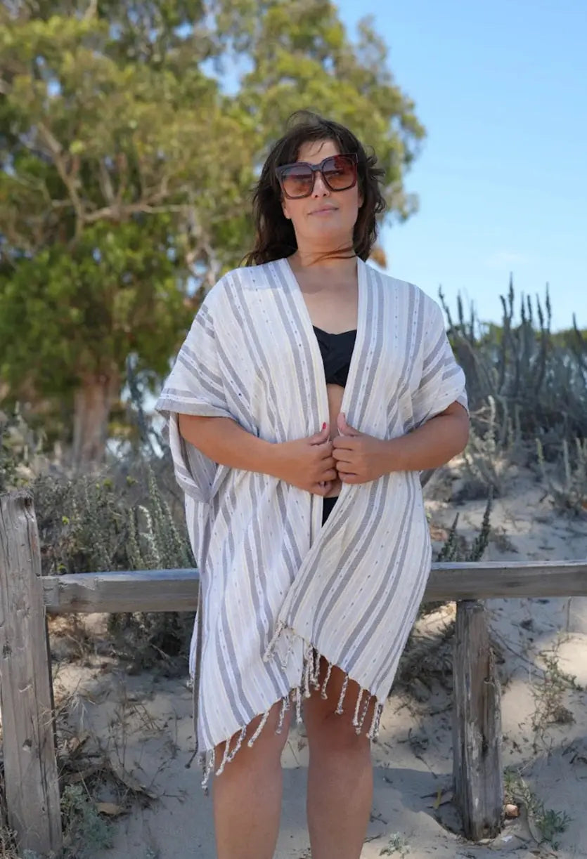 Maxi, Mini, or Midi? How to Choose the Perfect Length for Your Beach Cover-Up Beachables