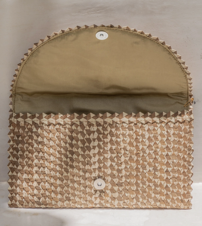 Rattan Clutch