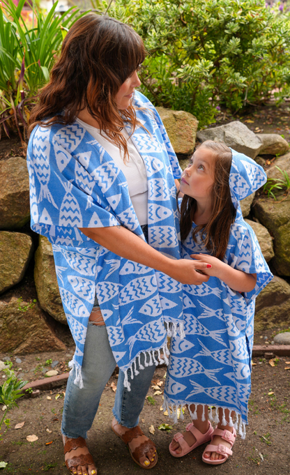 Kid Sun Poncho in Blue Fish