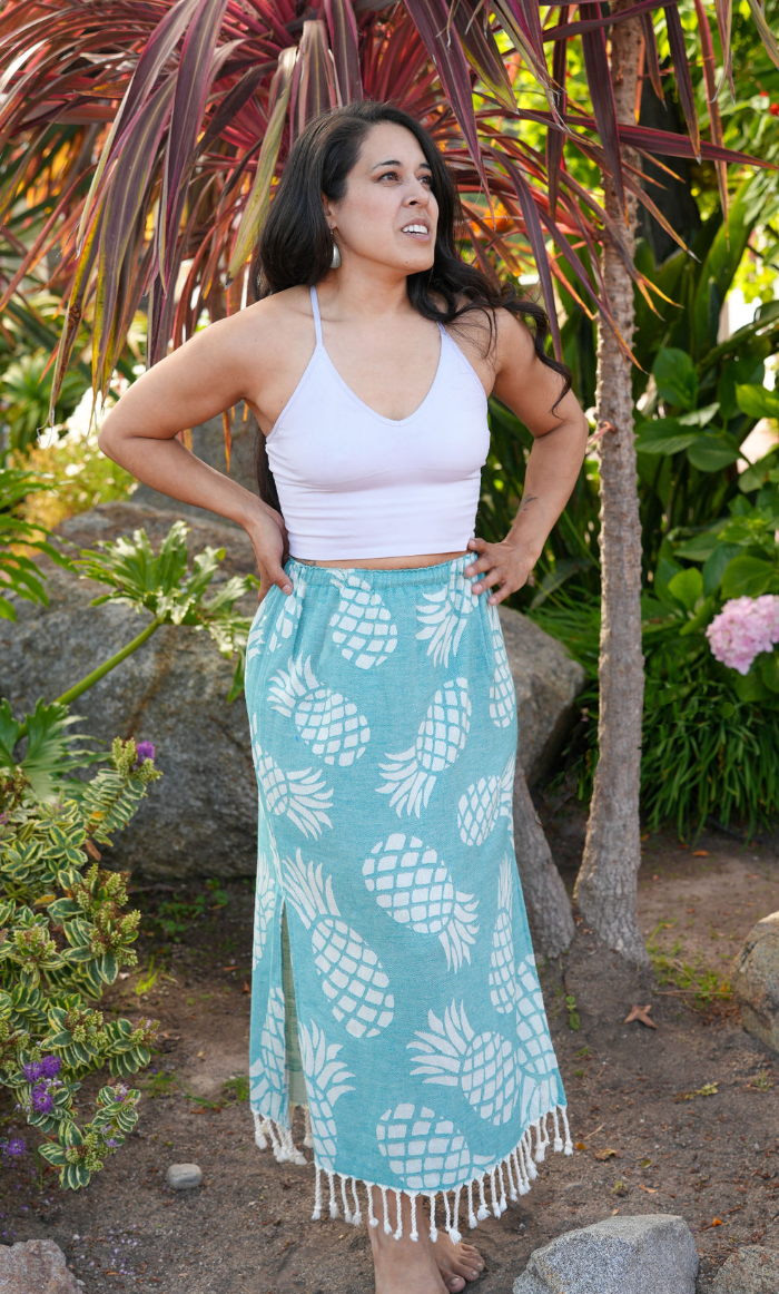 The Midi Skirt in Pineapple