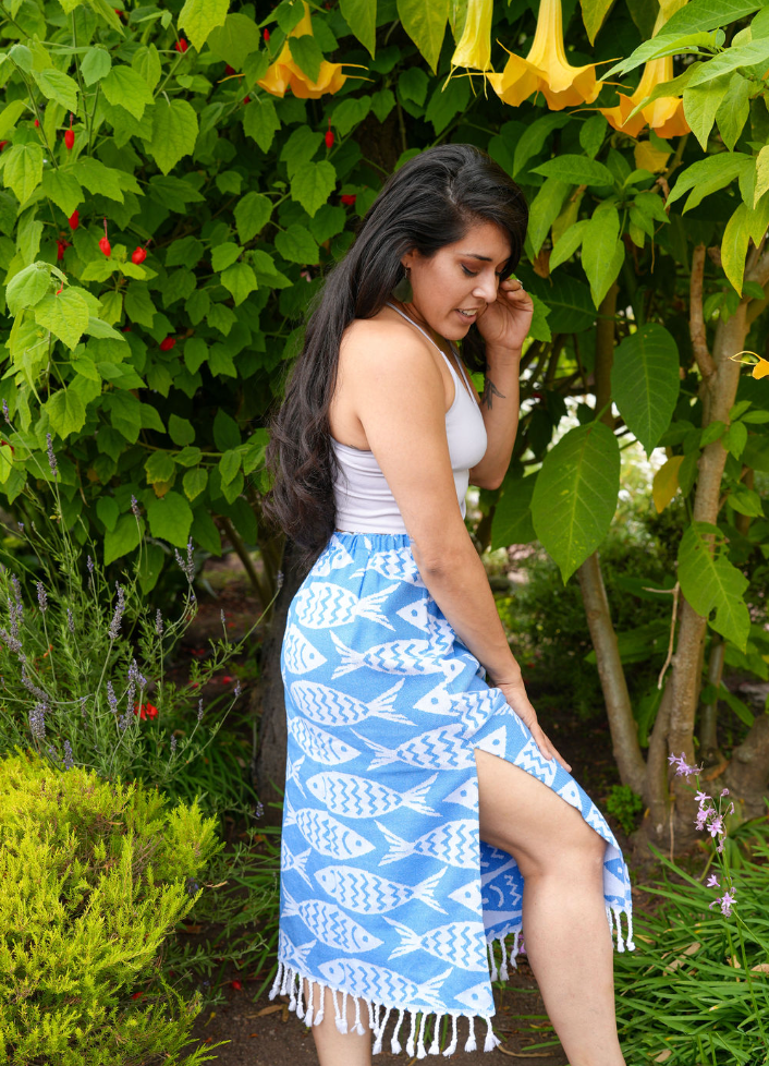 The Midi Skirt in Blue Fish