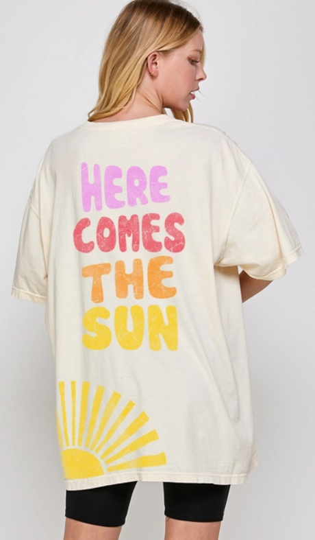 Here Comes the Sun Graphic Oversized Tee